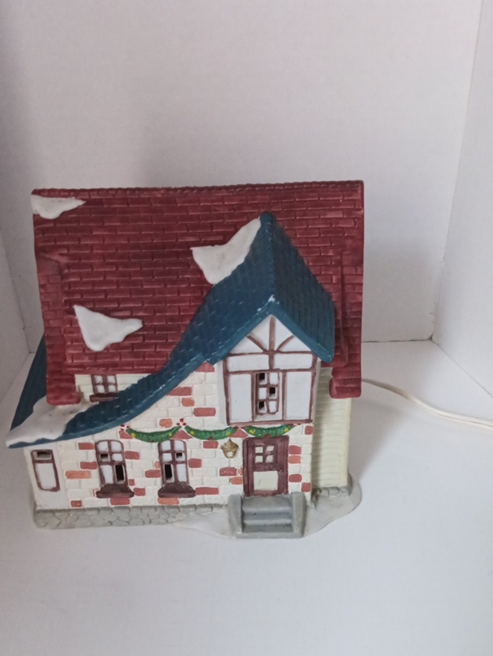 Vintage Holiday Expression Decorative Lighted Ceramic House -1990's